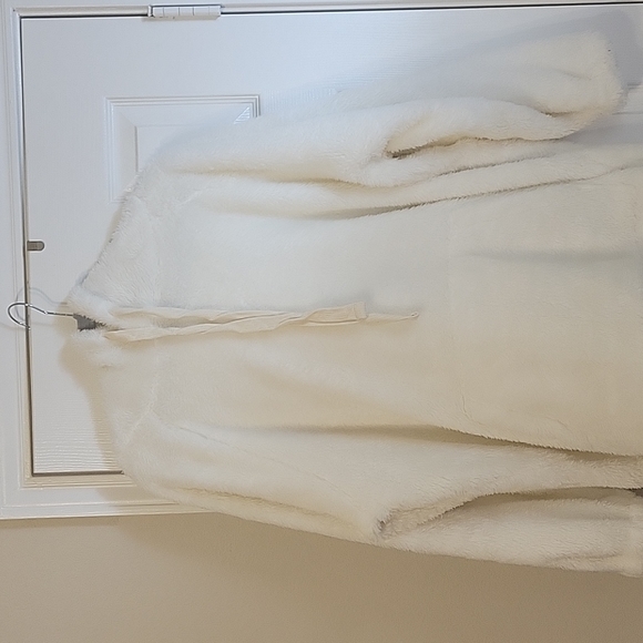 New Zenana 2x Fuzzy Teddy Bear Hoodie - Picture 3 of 6